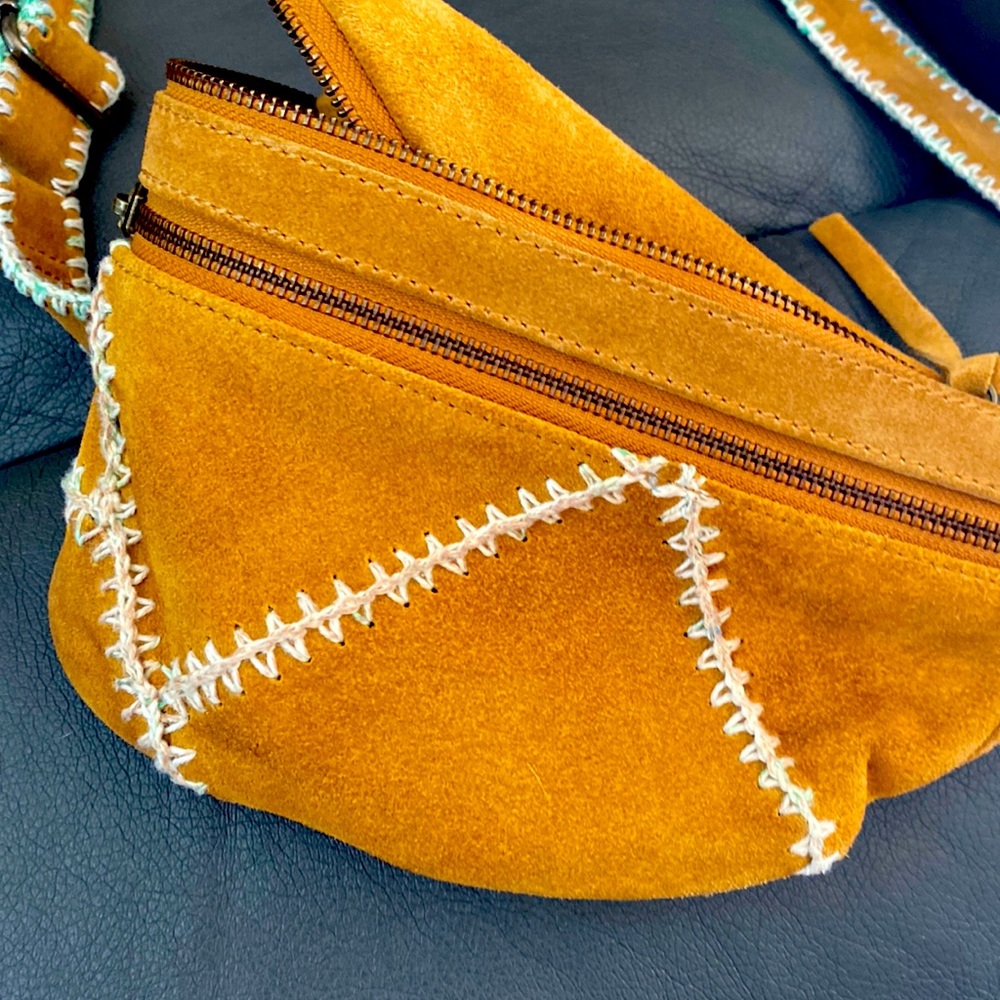 Free people Suede Fanny / sling bag